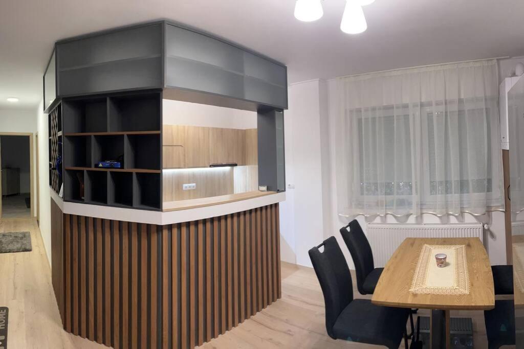 Bingo Apartman Cristuru Secuiesc 外观 照片