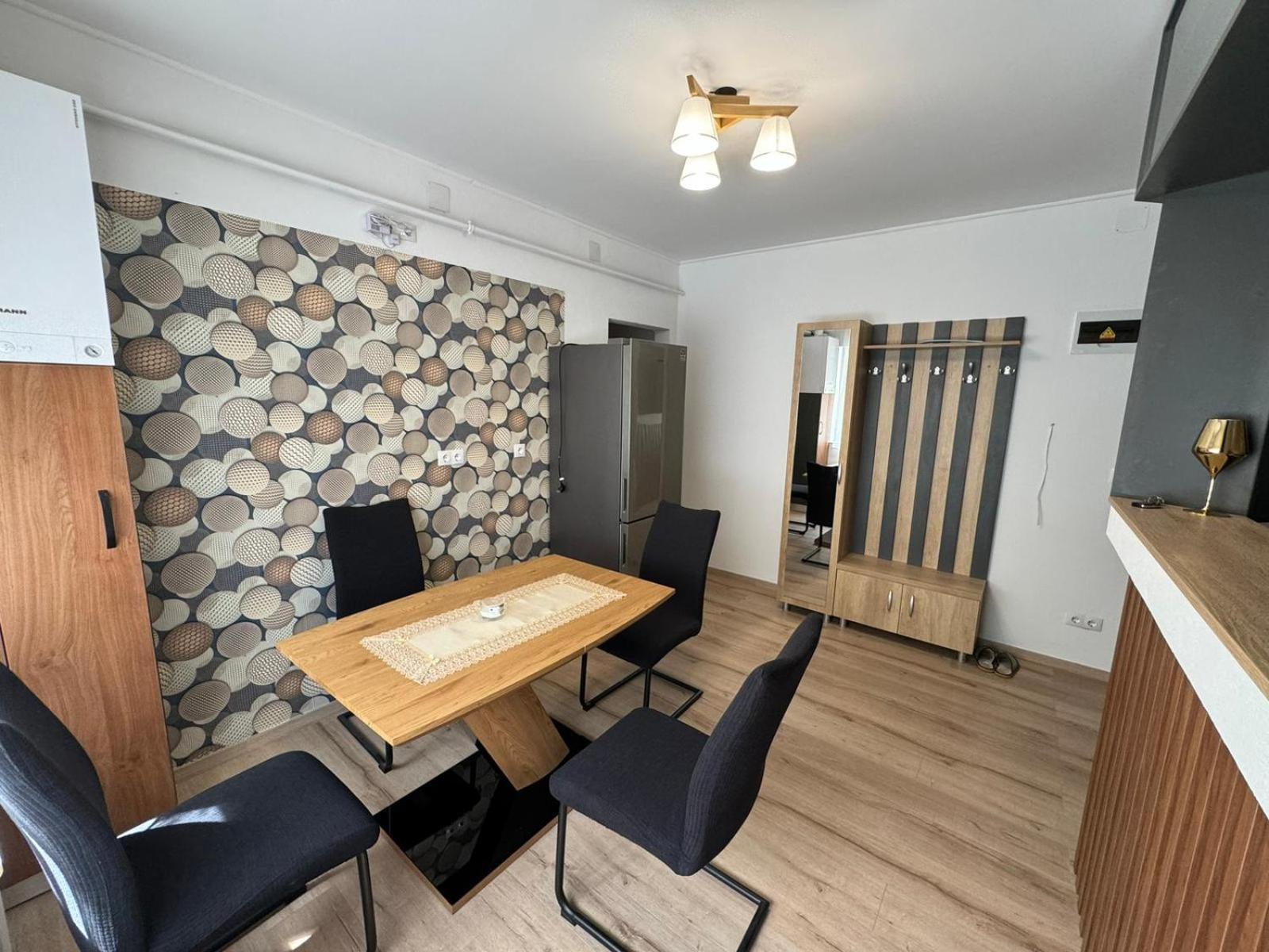 Bingo Apartman Cristuru Secuiesc 外观 照片